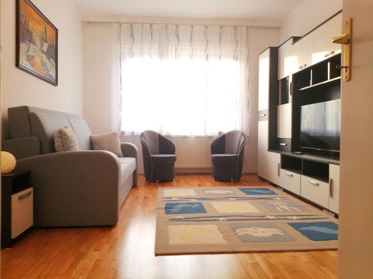 Appartement Matilda Apartman à Hajdúszoboszló Extérieur photo